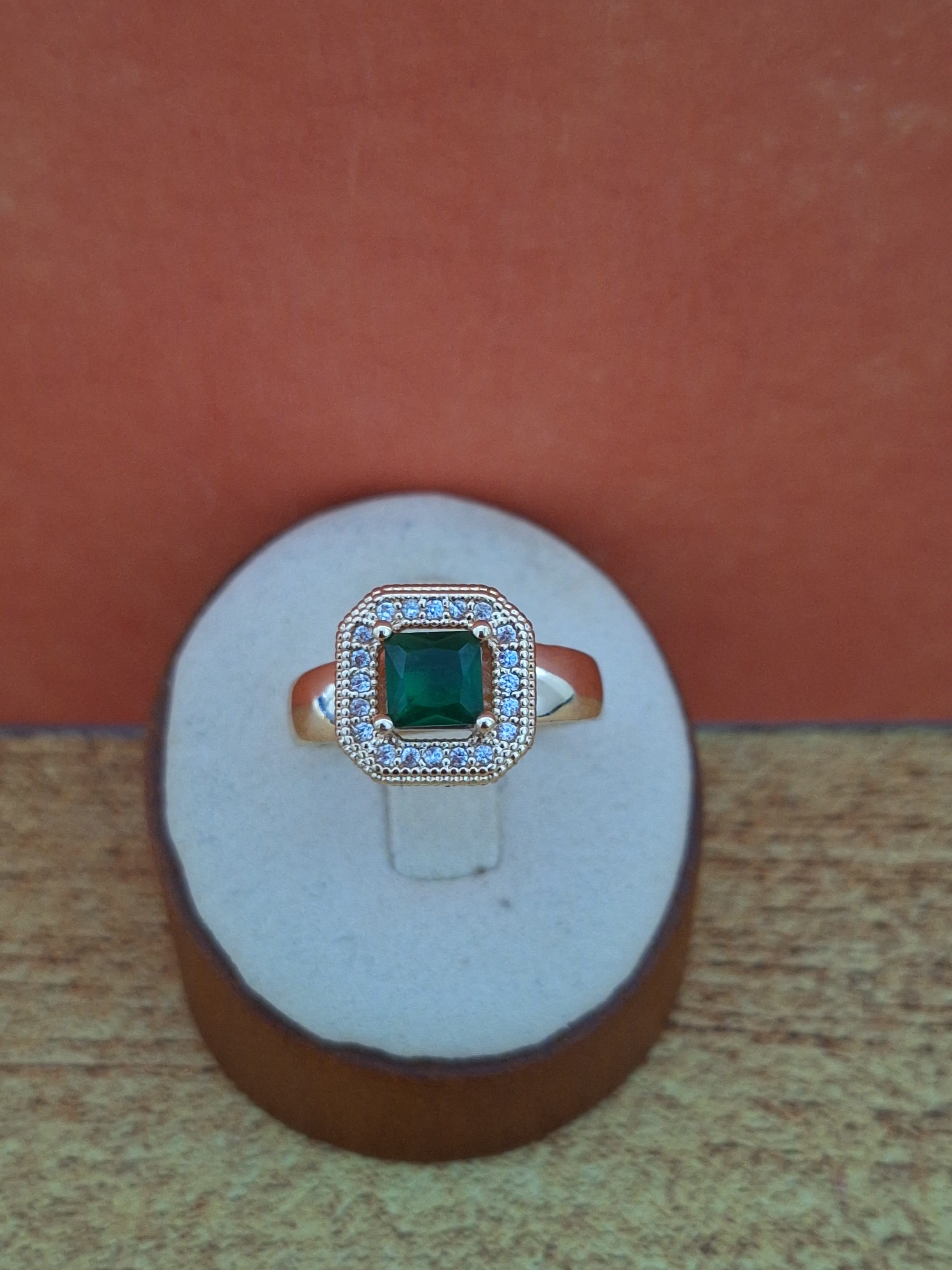 Bague solitaire carré