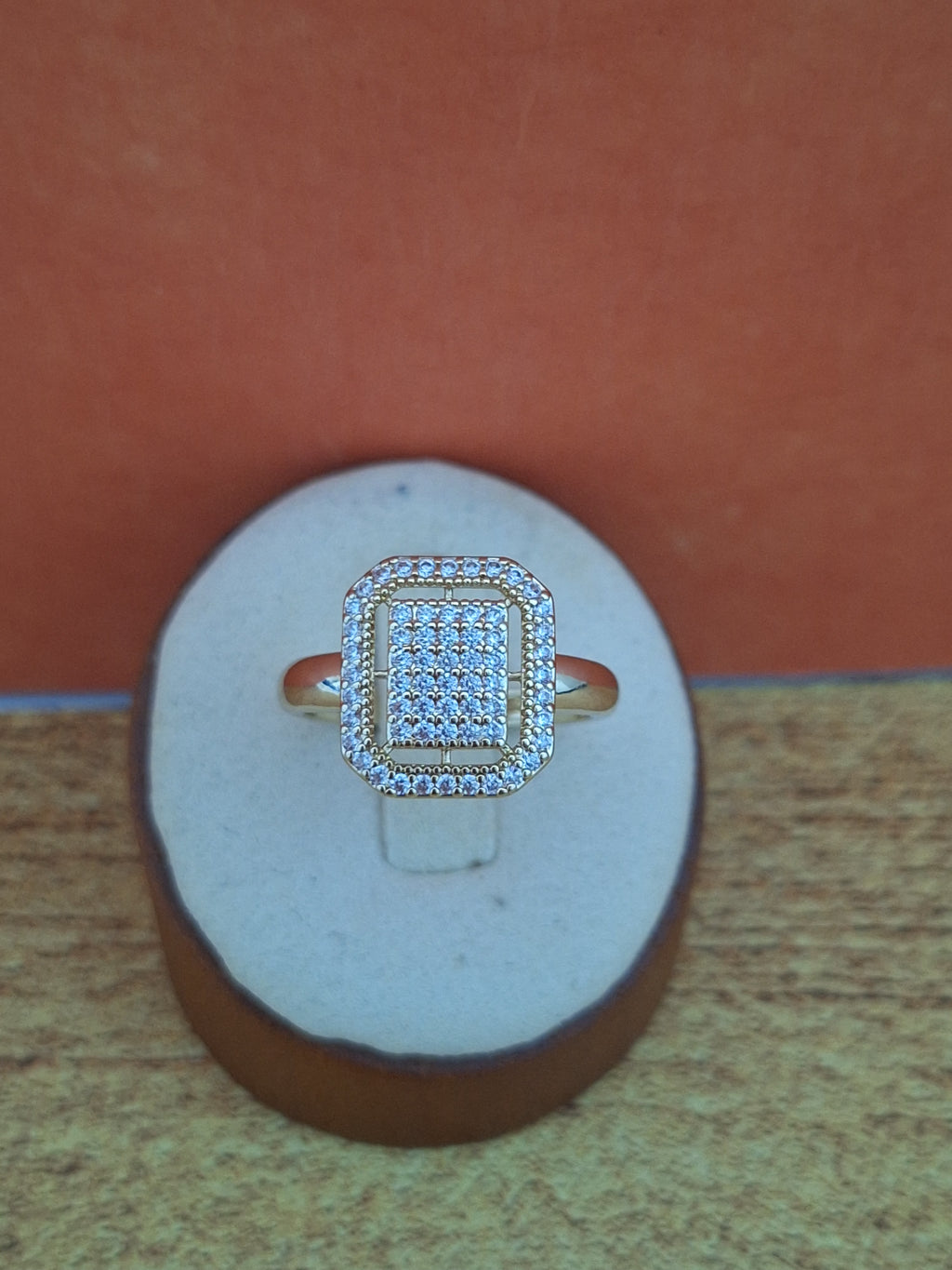 Bague carrée