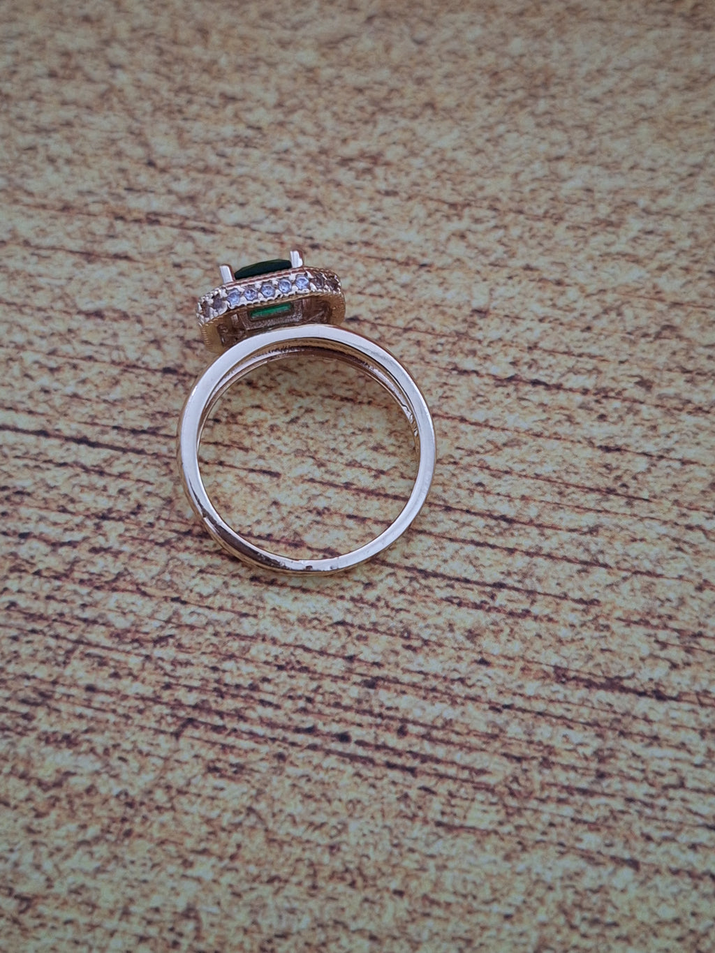 Bague solitaire carré