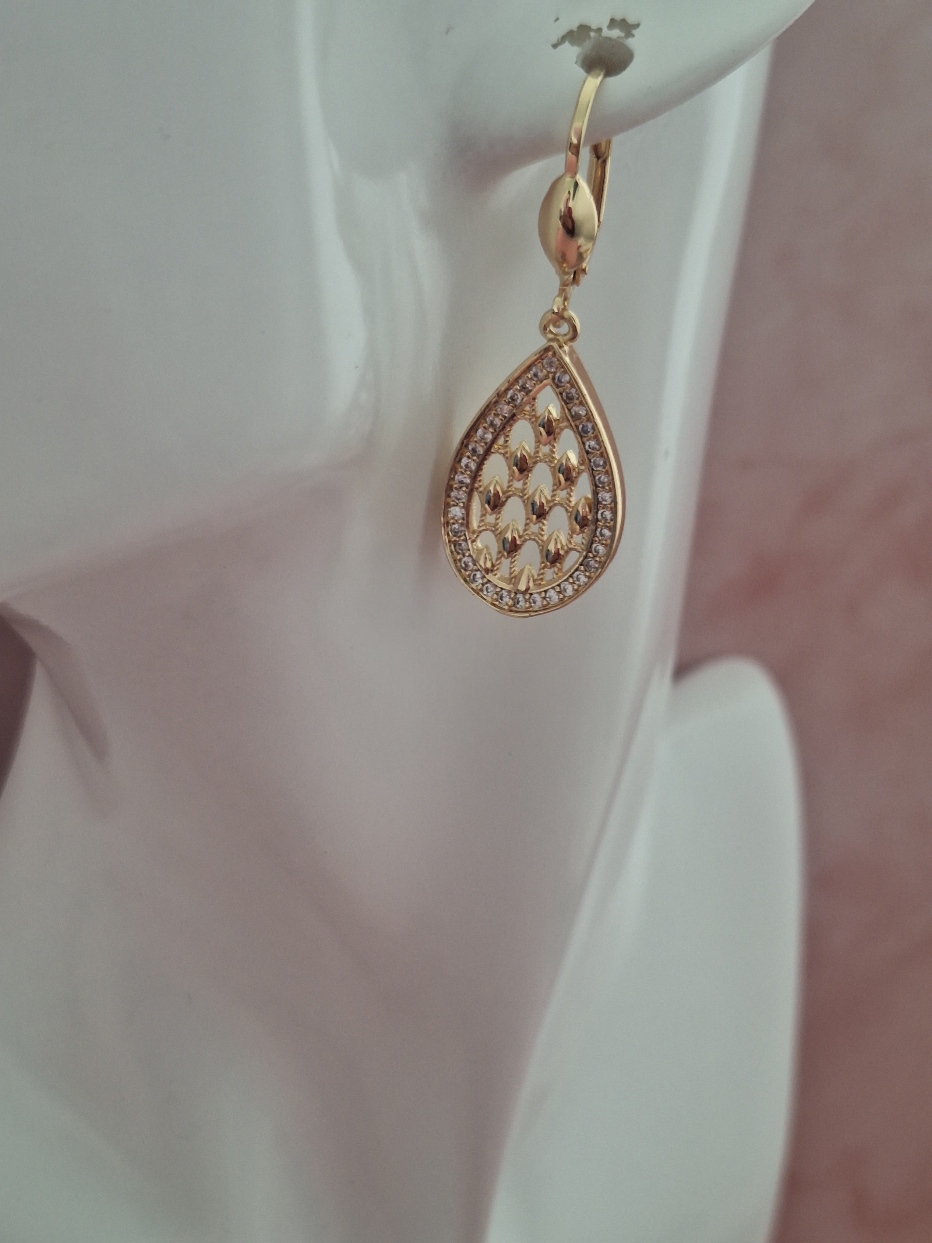 Boucles d'oreilles pendantes