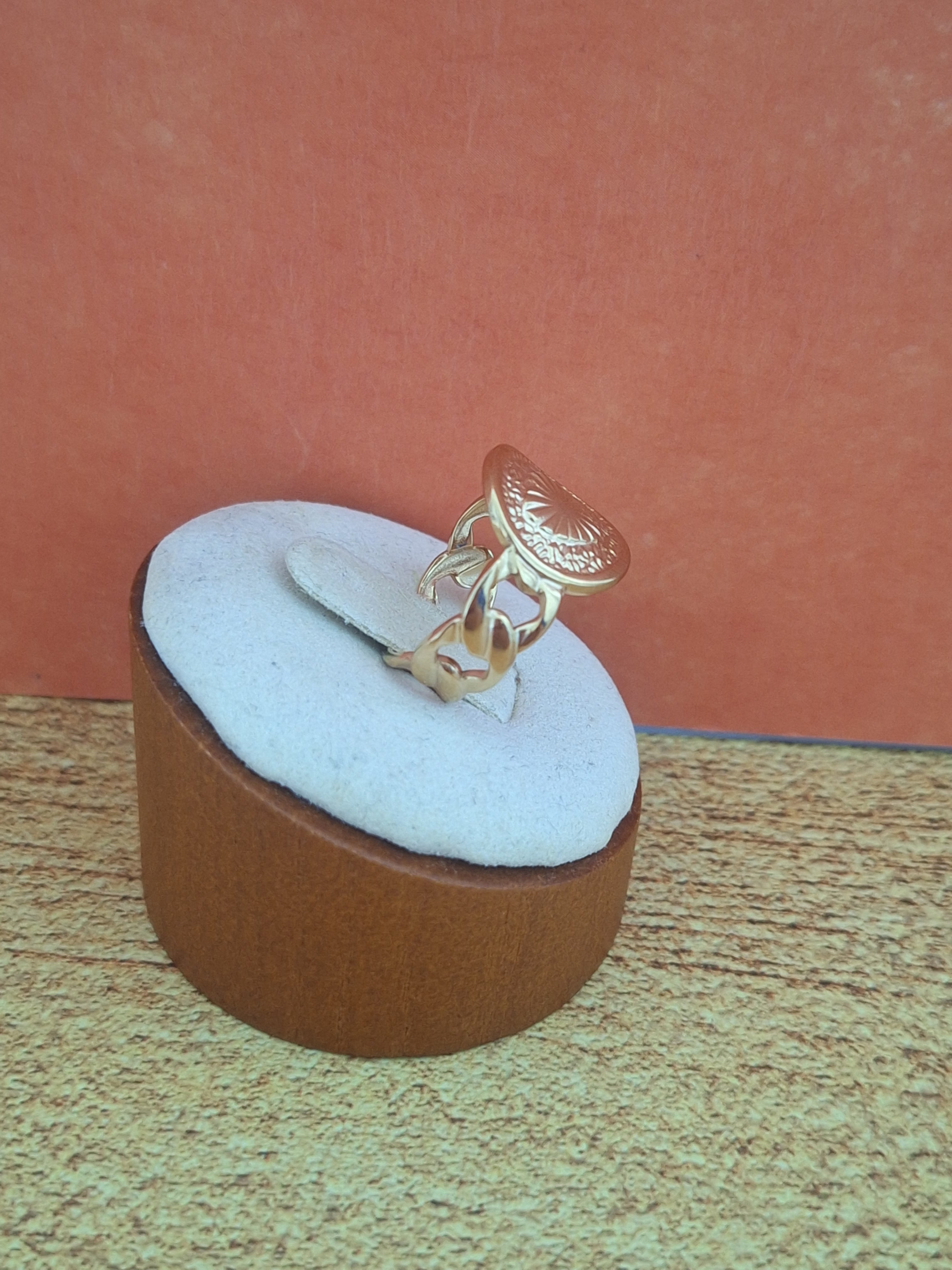 Bague coeur ciselé