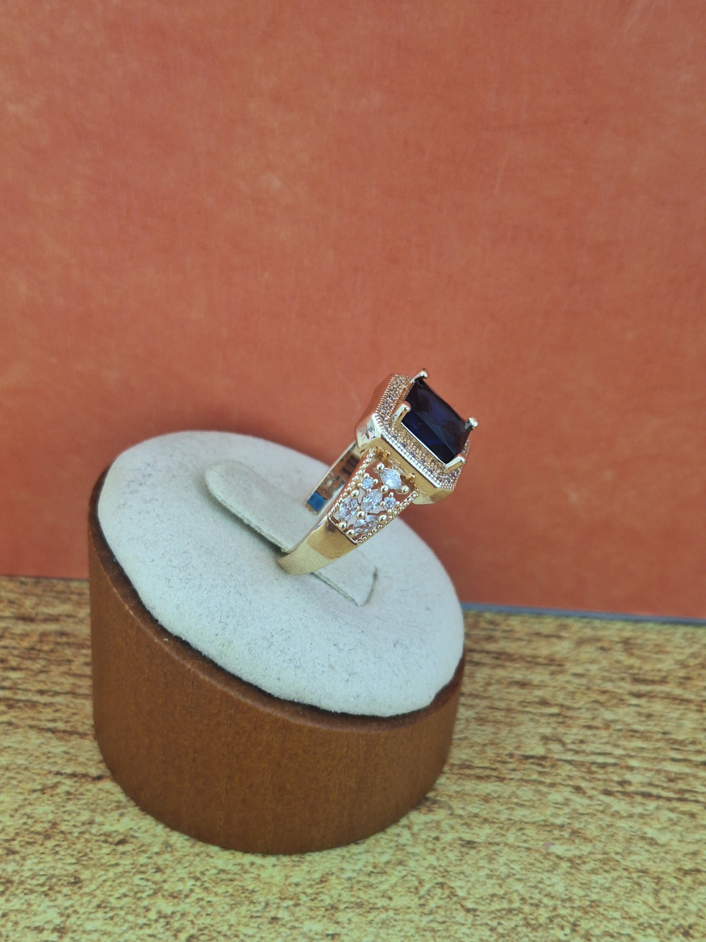 Bague carrée diamant